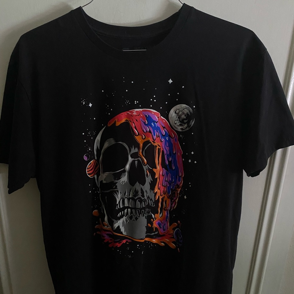 Into the AM graphic t shirt